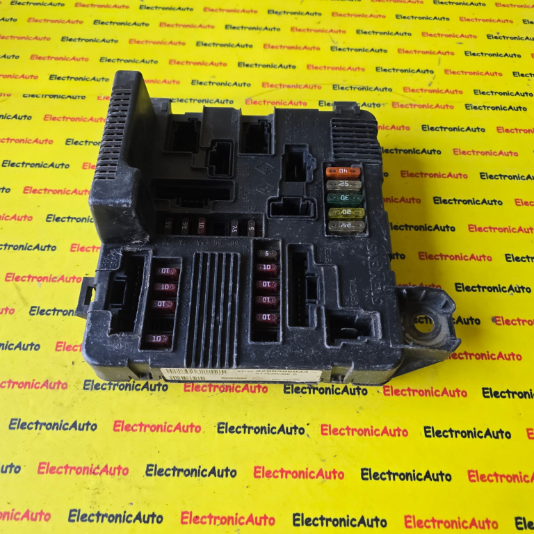 Panou sigurante Renault, 8200306032, S118399300G