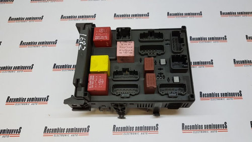 Panou sigurante RENAULT ESPACE 3 8200283815 B / 8200283815B / 8200004201 E / 8200004201E / 518837018...