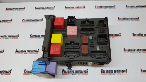 Panou sigurante RENAULT ESPACE 4 8200004201E / 518832019 / 8200283812 A / 8200283812A8200004201E / 5...