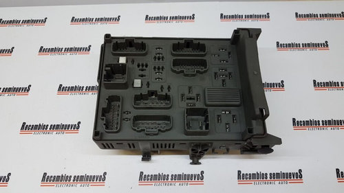 Panou sigurante RENAULT LAGUNA 8200447438 A / 8200447438A / 5188371178200447438 A / 8200447438A / 51...