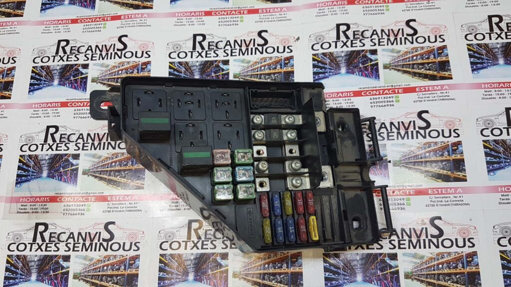 Panou sigurante ROVER 200 YQE 103720 R / YQE103720RYQE 103720 R / YQE103720R