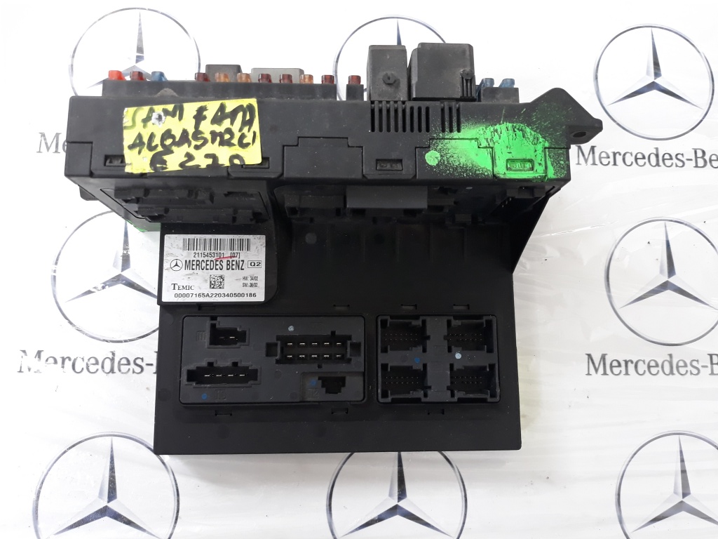 Panou sigurante sam fata mercedes e class w211 cod A 2115453101