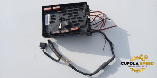 Panou sigurante si relee 3c0937125a Volkswagen VW Passat B7 [2010 - 2015]