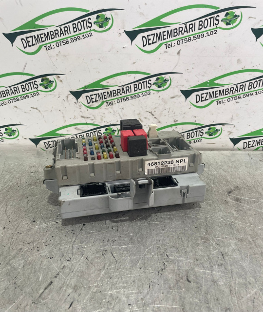 Panou sigurante si relee 46812228 Fiat Punto 2 [1999 - 2003] Hatchback 1.2 MT (80 hp)