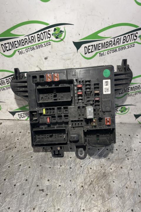 Panou sigurante si relee 544949969 Opel Insignia A [2008 - 2014] Sedan 4-usi 2.0 CDTI ecoFLEX MT (110 hp)