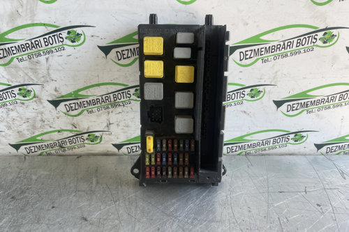 Panou sigurante si relee modul SAM A9065450401 / A 906 545 04 01 Mercedes-Benz Sprinter 2 906 [2006 ...