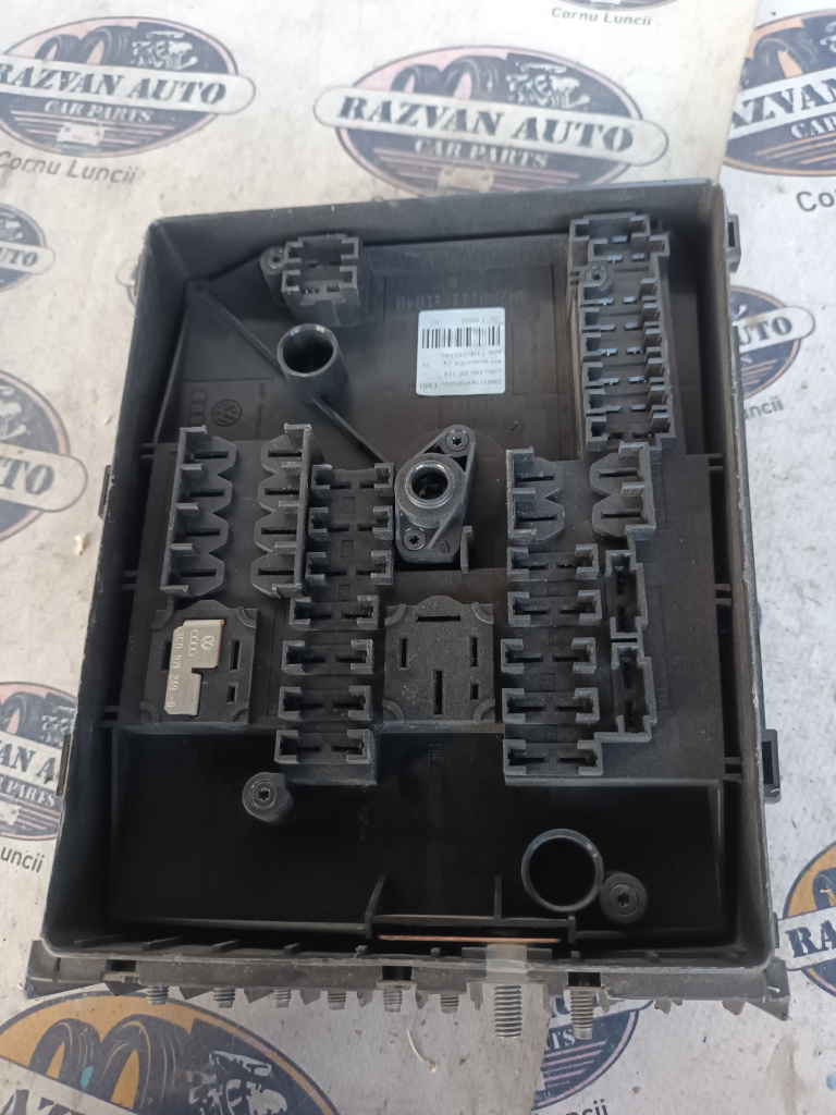 Panou sigurante Skoda Yeti 2.0, 1K0937118