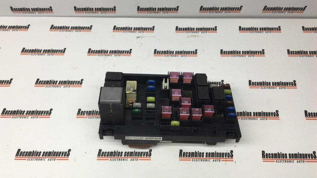 Panou sigurante SUBARU LEGACY 82241AG010