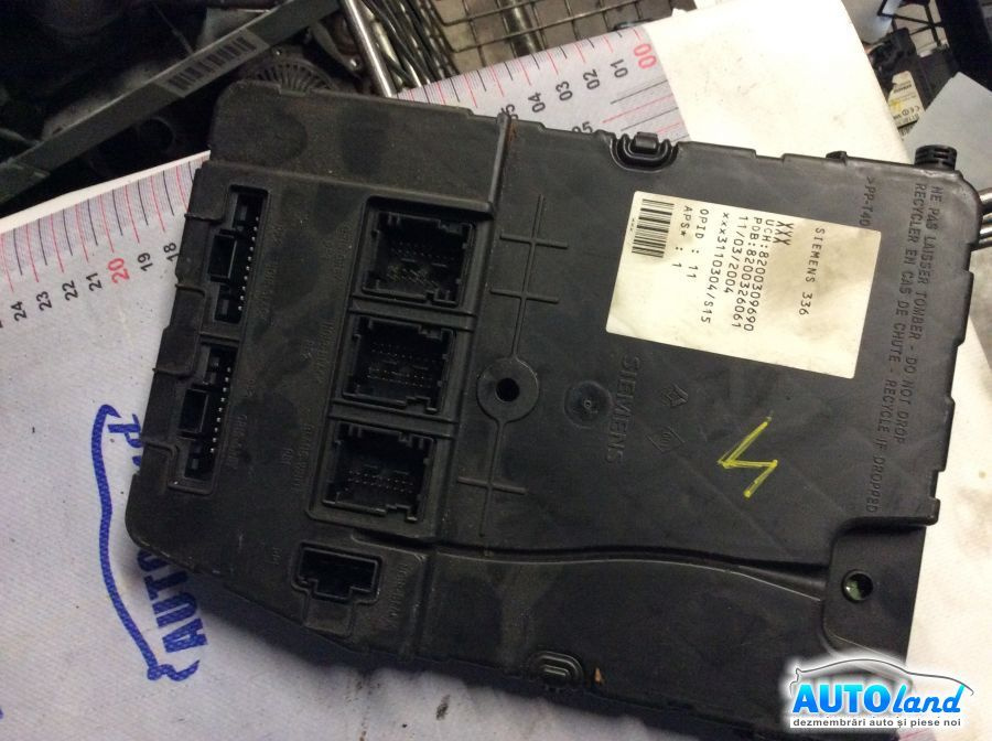 Panou Sigurante tablou 8200309690 Bsi Renault MEGANE II BM0/1 ,CM0/1 2002