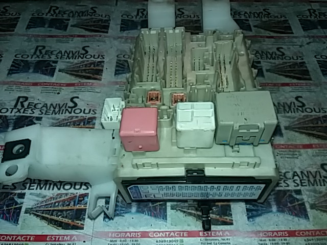 Panou sigurante TOYOTA AURIS 82730-02140-A / 82730 02140 A / 8273002140A82730-02140-A / 82730 02140 A / 8273002140A