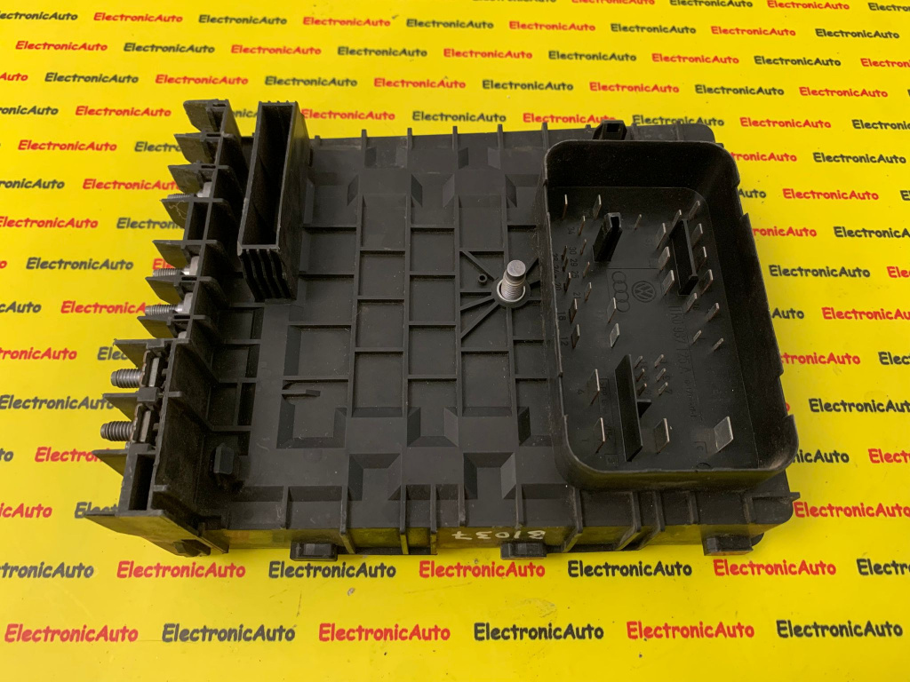 Panou sigurante Volkswagen, 1K0937125A, 017183071,