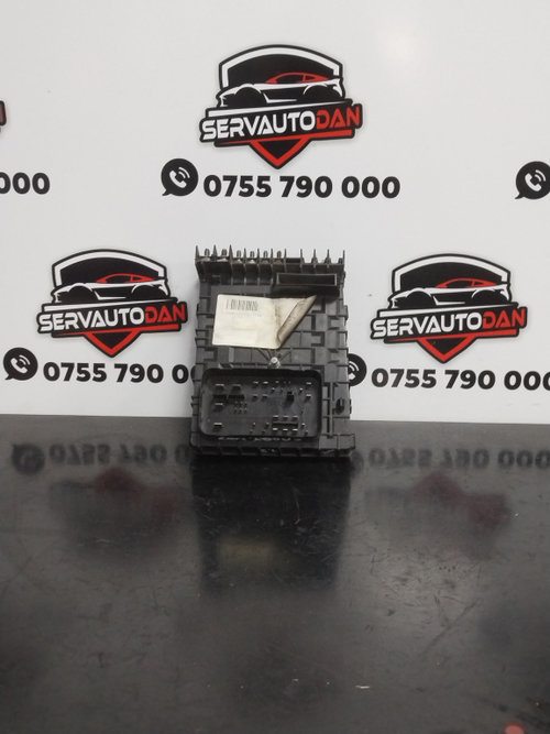Panou sigurante Volkswagen Caddy 3 (2004-2010) 1.9 Motorina 2007, 1K0937125C