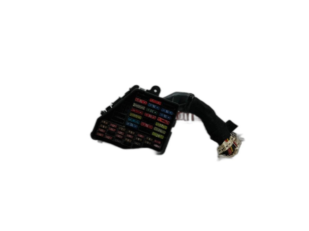 Panou sigurante VOLKSWAGEN GOLF IV (1J1) [ 1997 - 2007 ] 16V (AHW, AKQ, APE, AXP, BCA) 55KW|75HP OEM 8D1941824
