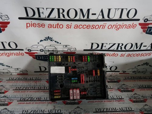 Panou sigurante VW Golf 5 1k0937124k