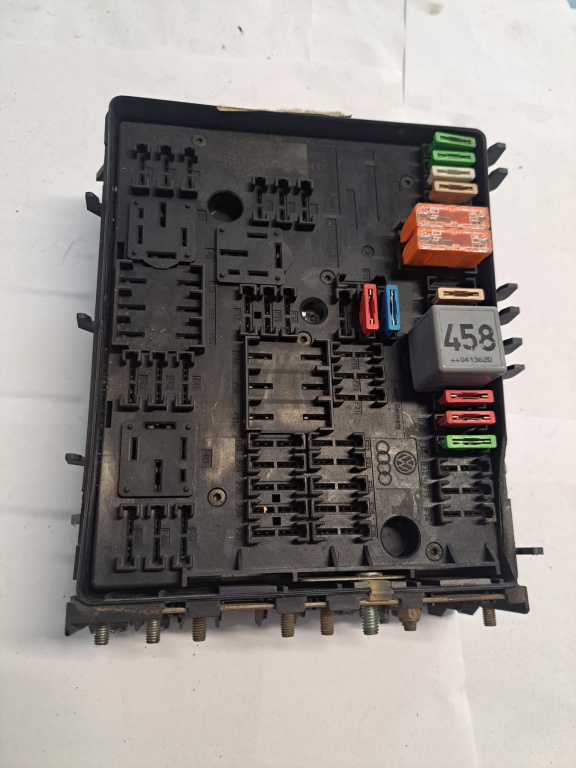 Panou sigurante VW Golf 5 - COD 1K0937124H
