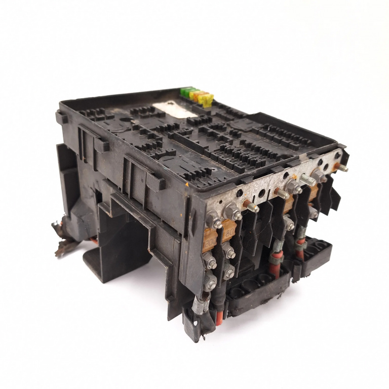 Panou Sigurante Vw Golf 6 2008-2013 1.6 Tdi Cayc Motorina 1K0937125D, 0-1394963-1 C, 013949631C, 0-1394963-1C, 0-1394932-, 01394932 Tyco Electronics