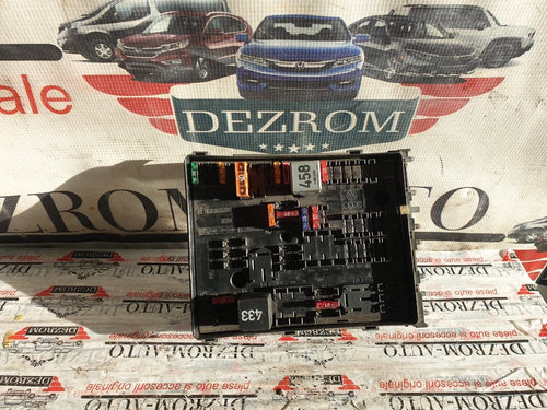 Panou sigurante VW Jetta Mk5 2.0 TFSI 200 cai motor BWA cod piesa : 1K0937124K