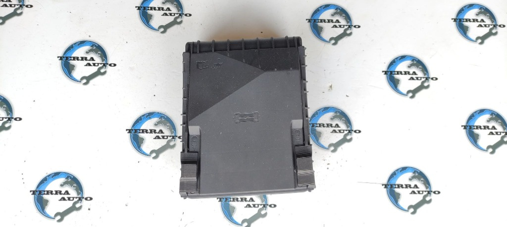 Panou sigurante VW Passat B6 cod: 3C0937125