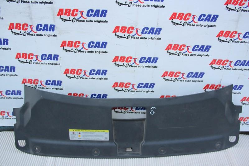 Panou superior radiator Audi Q3 2011-2017 8U 8U0807081B