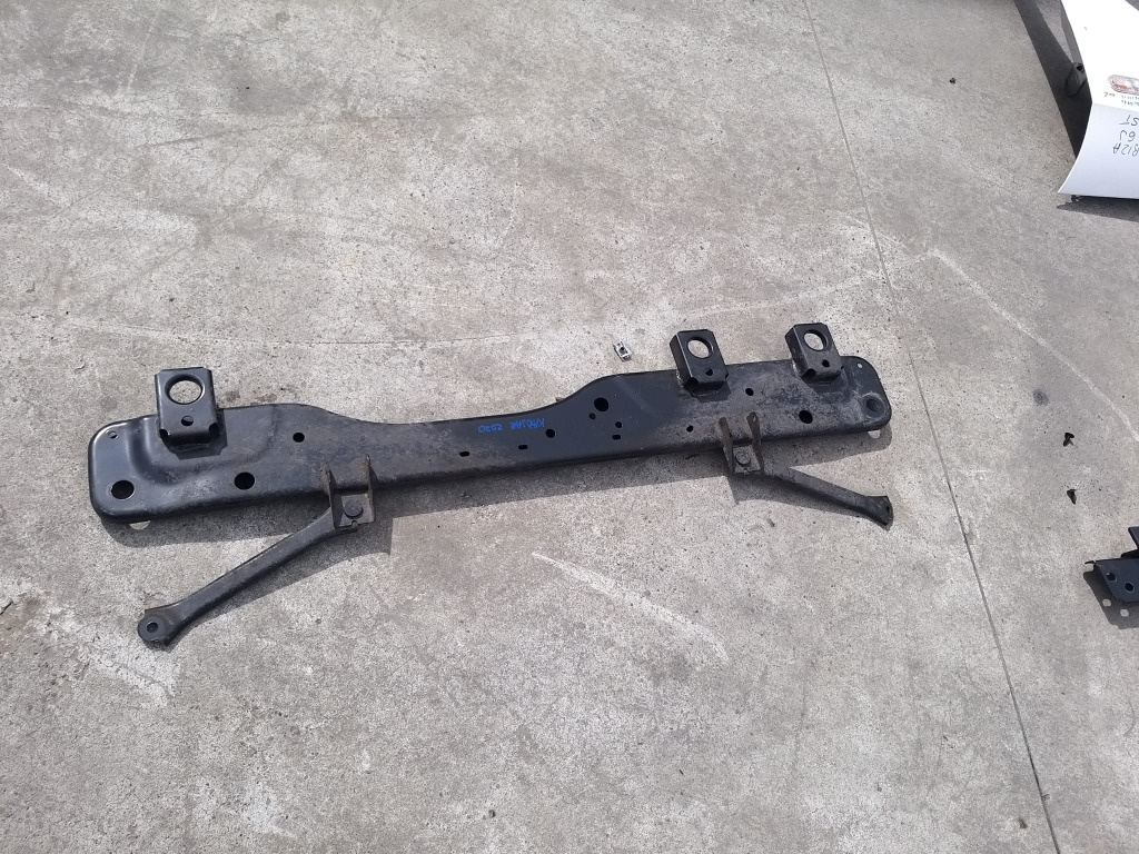 Panou suport radiator 1.3 tce renault kadjar ha hl 625301167r