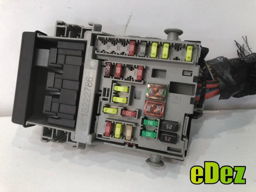 Panou / tablou sigurante Opel Astra J (2009-2012) 2.0 cdti A20DTH 160 cp 13222786