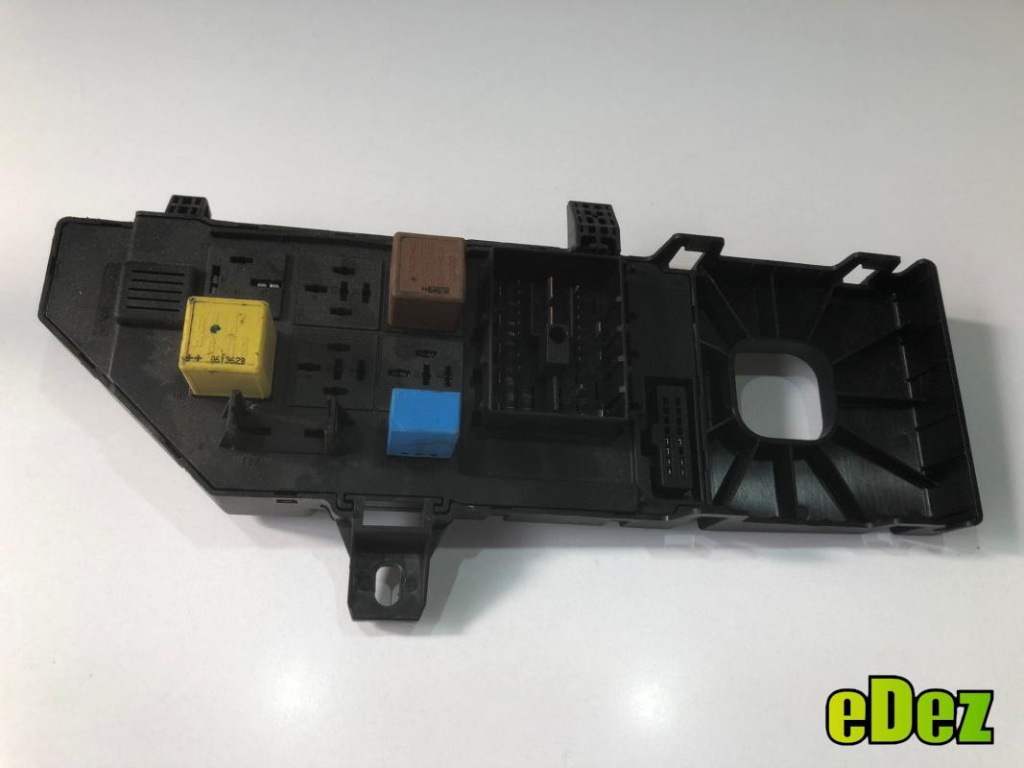 Panou / tablou sigurante Opel Vectra C (2002-2005) 13223678