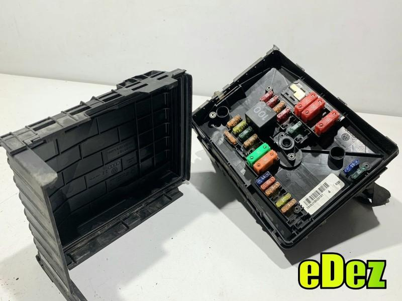 Panou / tablou sigurante Volkswagen Jetta 3 (1992-1998) 2.0 tdi CFGC 1K0937132F