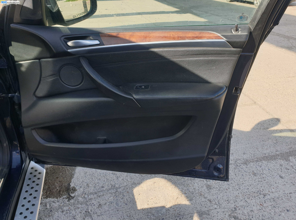 Panou Tapiterie Fata Interior Piele de la Usa Portiera Dreapta Fata Pasager BMW X5 E70 2006 - 2013 [K4892]