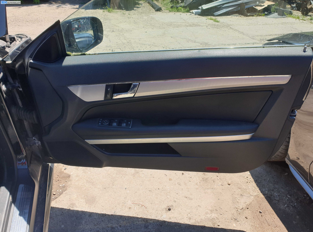 Panou Tapiterie Fata Interior Piele Neagra Dreapta Mercedes Clasa E Class W207 C207 Coupe 2009 - 2016 [K5594]