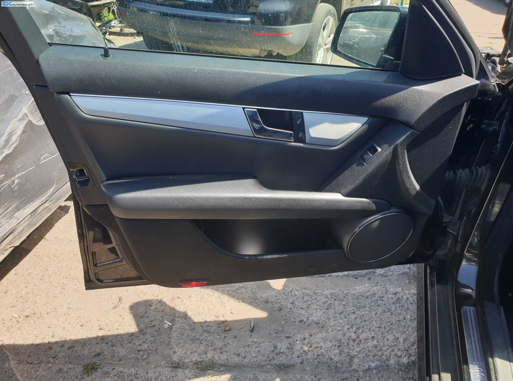 Panou Tapiterie Fata Interior Usa Portiera Stanga Fata Mercedes Clasa C Class W204 2007 - 2014 [K6250]