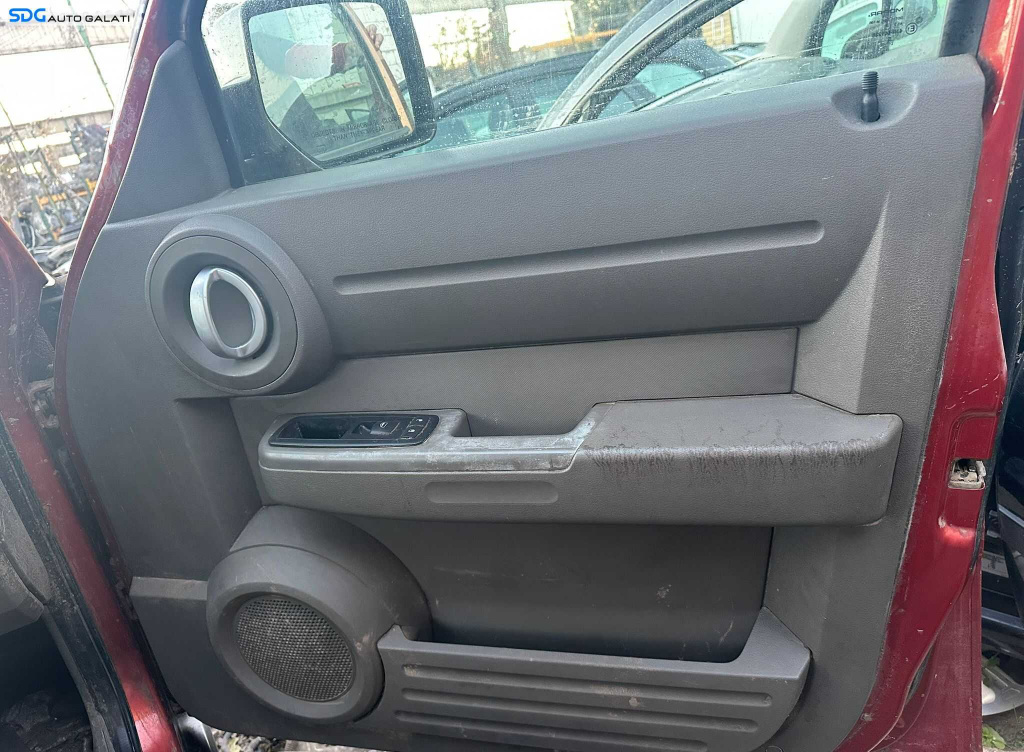 Panou Tapiterie Fata Interior Usa Portiera Dreapta Fata Dodge Nitro 2007 - 2012 [C8884]
