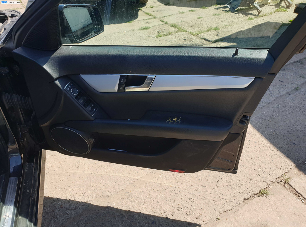 Panou Tapiterie Fata Interior Usa Portiera Dreapta Fata Mercedes Clasa C Class W204 2007 - 2014 [K6251]