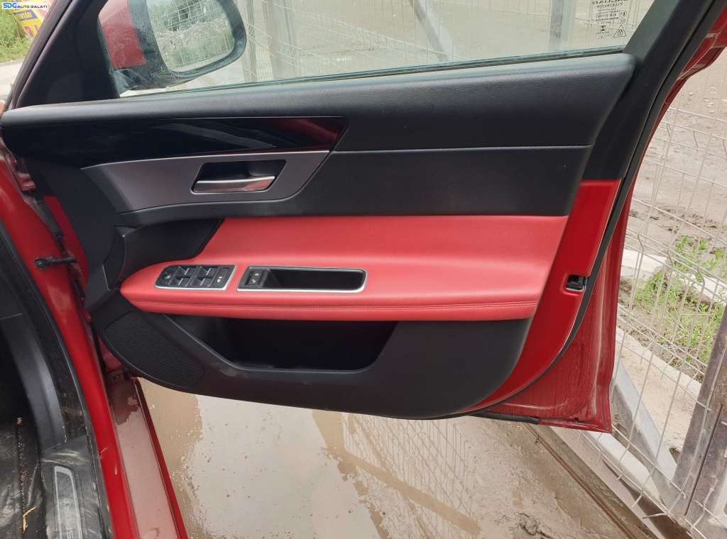 Panou Tapiterie Piele Fata Interior de pe Usa Portiera Dreapta Fata Jaguar XF X260 2015 - 2020 [K6121]
