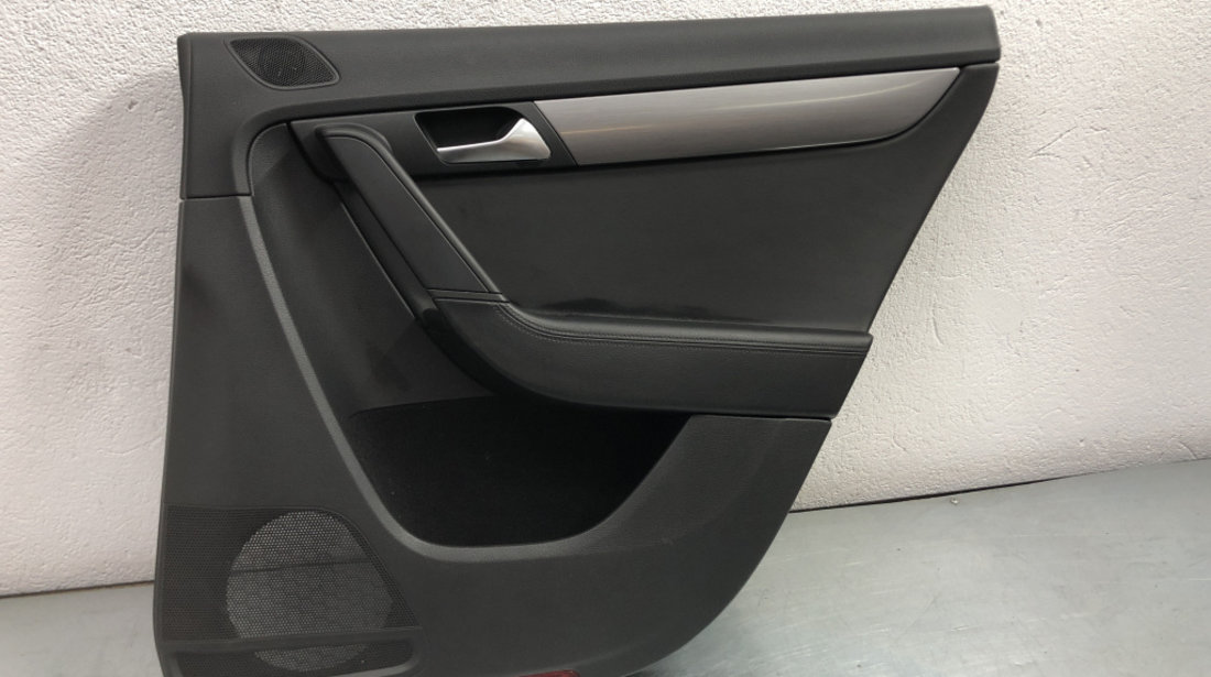 Panou tapiterie usa dreapta spate VW Passat B7 2.0 TDI sedan 2013 (cod intern: 83200)