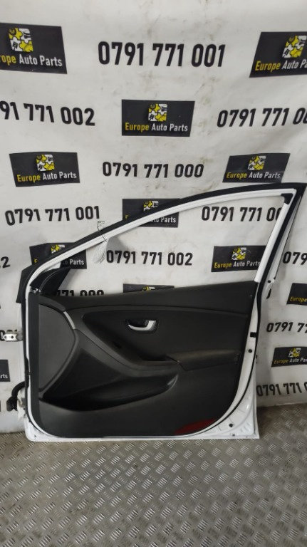 Panou usa dreapta fata Hyundai i30 1.6 GDI cod motor G4FD transmisie automata an 2016