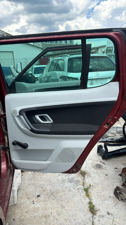 Panou usa dreapta spate Skoda Fabia 2 1.4 16v an 2009