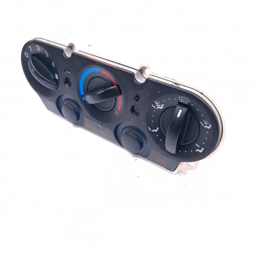Panou Ventilatie / Panou Comanda Clima / Ac AC / Aer Conditionat Ford FIESTA Mk 5 2002 - 2008 Benzin...