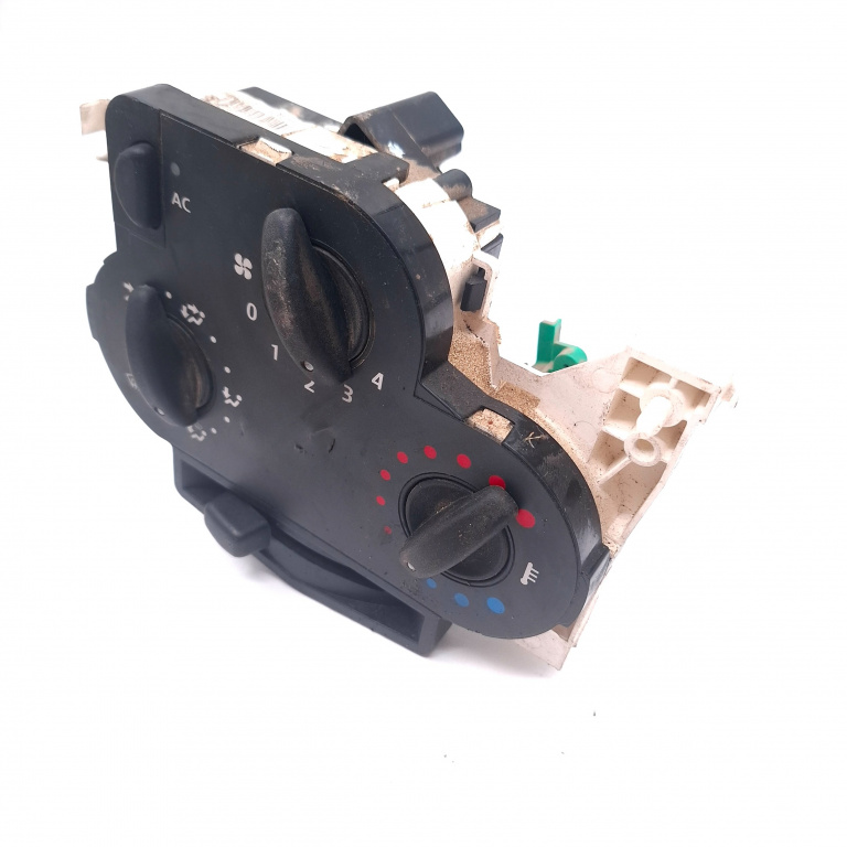 Panou Ventilatie / Panou Comanda Clima / Ac Dacia Logan (Ls) 2004-2012 Ac / Aer Conditionat 69577011, N100921Vw90, 69577309, 69577010, 9N6G8Ico