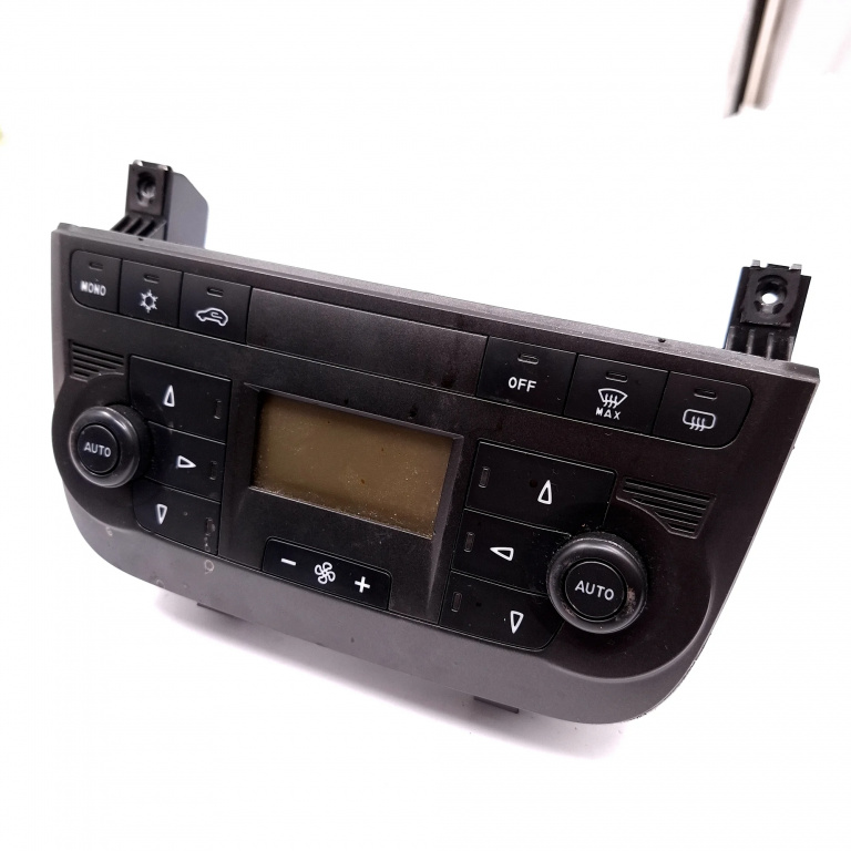 Panou Ventilatie / Panou Comanda Clima / Ac Fiat Grande Punto (199) 2005-2012 1.9 D Multijet 939 A1.000 Motorina Clima / Climatronic 735447949, A83014000, 10021068, B837 Denso