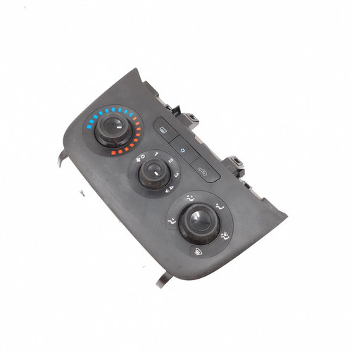 Panou Ventilatie / Panou Comanda Clima / Ac Fiat Punto (199) 2012 > 1.3 D Multijet 199 A9.000 Motori...