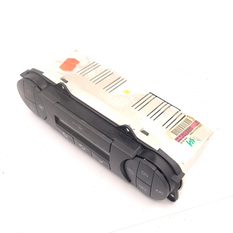 Panou Ventilatie / Panou Comanda Clima / Ac Ford Mondeo Mk 3 2000-2007 2.0 16V Tddi / Tdci Hjbb Motorina Ac / Aer Conditionat Clima / Climatronic 3S7T19980Ah, 3S7T-19980-Ah, Wsla33878, Cd132