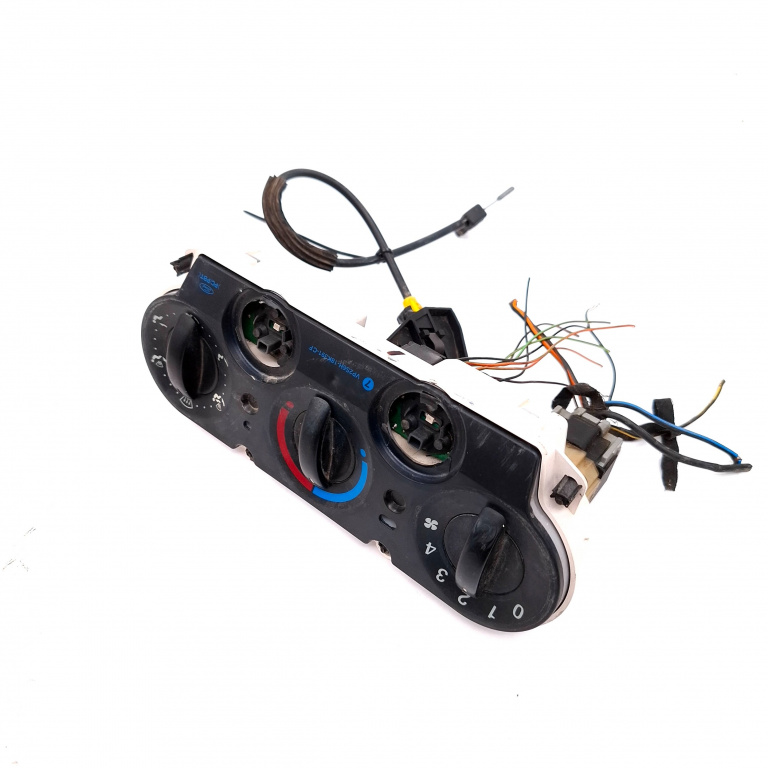 Panou Ventilatie / Panou Comanda Clima / Ac Ford Fiesta Mk 5 2002-2008 Ac / Aer Conditionat Clima / Climatronic Vp256H18D451B, Vp256H 18D451-B, Vp256H, 18D451B, 18D451-B Visteon
