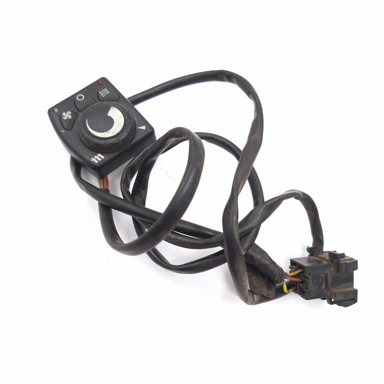 Panou Ventilatie / Panou Comanda Clima / Ac Iveco Thesi Turbodaily 1985-1999 2.8 D 8140.43 Motorina Ac / Aer Conditionat
