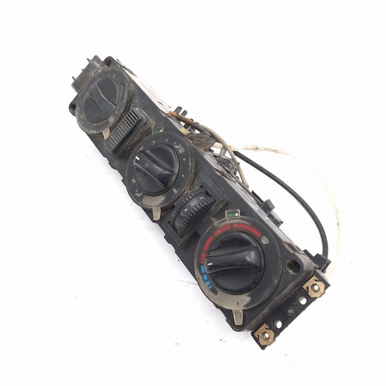 Panou Ventilatie / Panou Comanda Clima / Ac Mercedes-Benz SPRINTER (W903) 1998 - 2005 A0008306585, 5HB00805705, A0008306585KZ, ZGS004Q17, 5HB008057-05