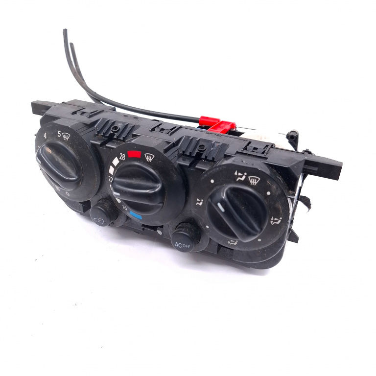 Panou Ventilatie / Panou Comanda Clima / Ac Mercedes-Benz A-Class (W168) 1997-2004 A 170 Cdi (168.009, 168.109) Om 668.942 Motorina Ac / Aer Conditionat 1688302285, Q011702, 0004601