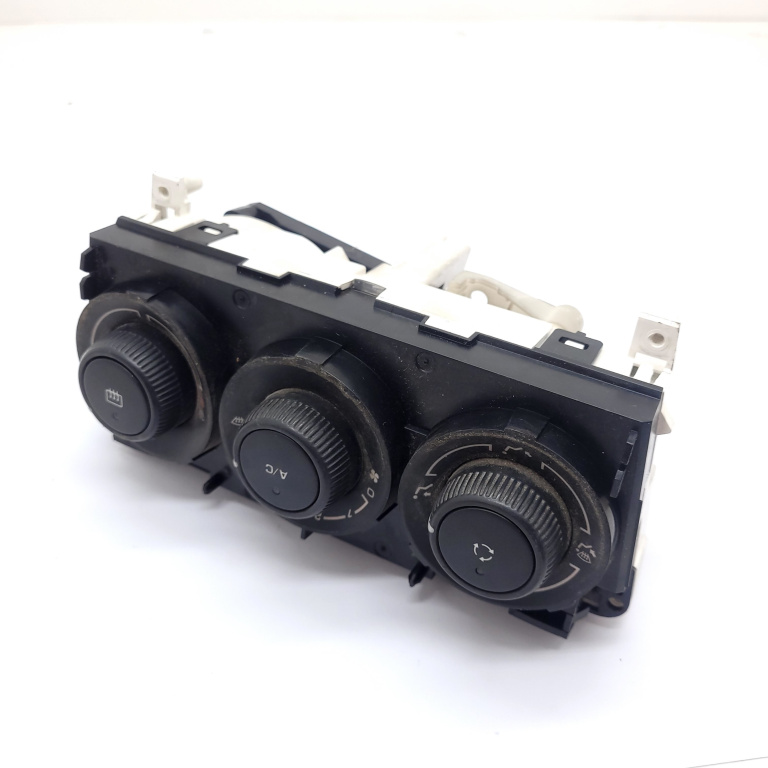 Panou Ventilatie / Panou Comanda Clima / Ac Peugeot 308 (4A, 4C) 2007-2013 1.6 Hdi 9Hz (Dv6Ted4) Motorina Ac / Aer Conditionat Clima / Climatronic T1000220K, T1000220, 69940002
