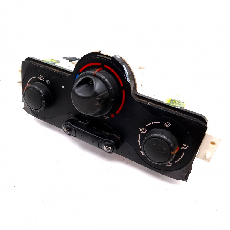 Panou Ventilatie / Panou Comanda Clima / Ac Renault Megane 2 2002-2010 1.5 Dci K9K 729 Motorina Ac / Aer Conditionat 69427013