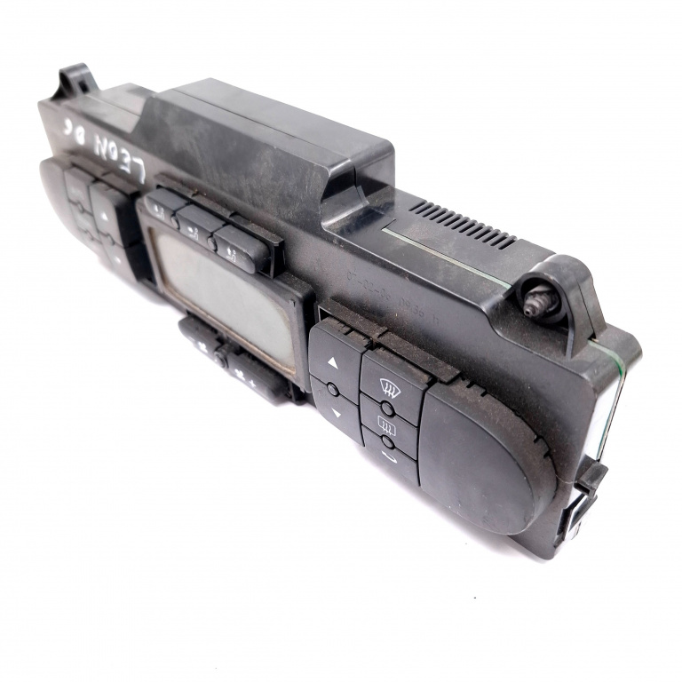 Panou Ventilatie / Panou Comanda Clima / Ac Seat Leon (1P1) 2005-2012 2.0 Tdi 16V Bkd Motorina Ac / Aer Conditionat Clima / Climatronic A0P311