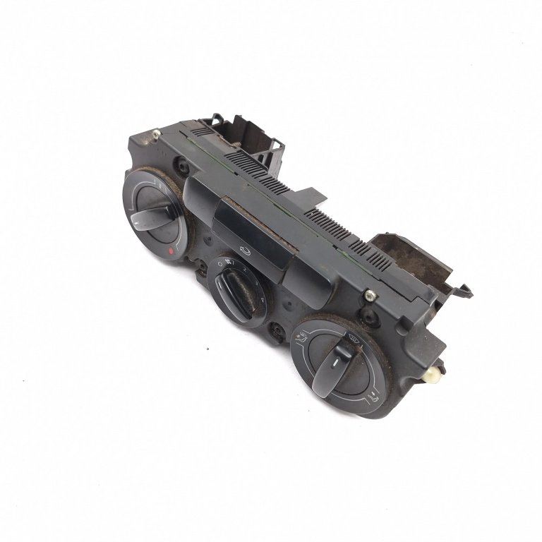 Panou Ventilatie / Panou Comanda Clima / Ac Vw Caddy 3 2004-2015 2.0 Sdi Bdj Motorina Ac / Aer Conditionat Clima / Climatronic