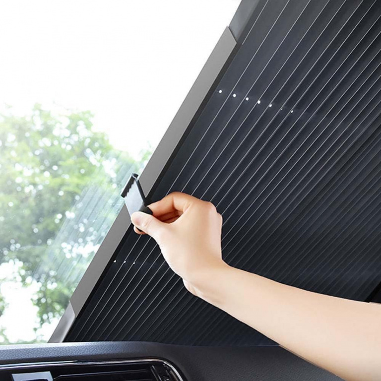 Parasolar Auto Retractabil Carguard 150x70cm PAR001